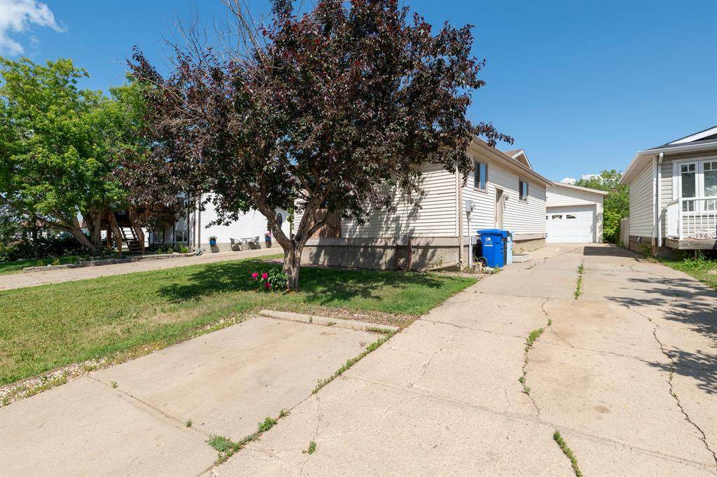158 Farrell Crescent - Photo 1
