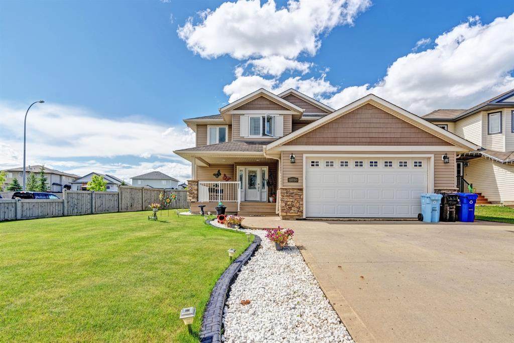 105 Lynx Crescent - Photo 1
