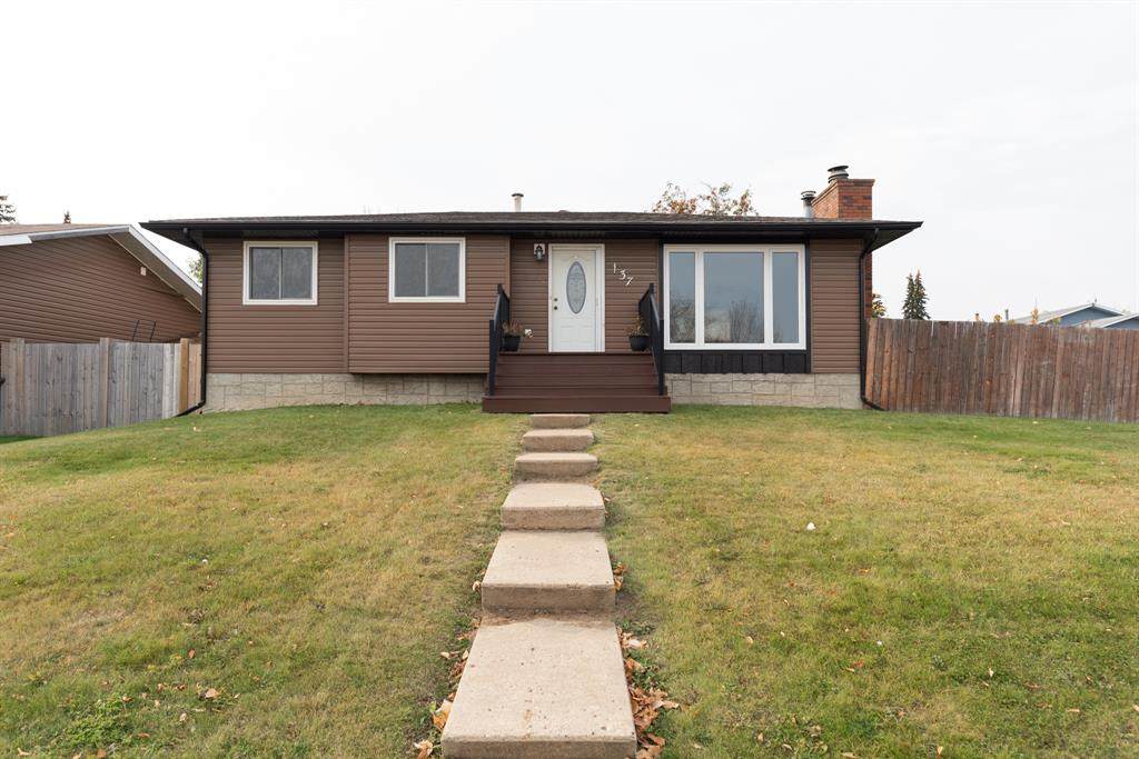 137 Rosslyn Street - Photo 1
