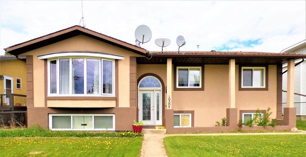 10304 103 Avenue - Photo 1