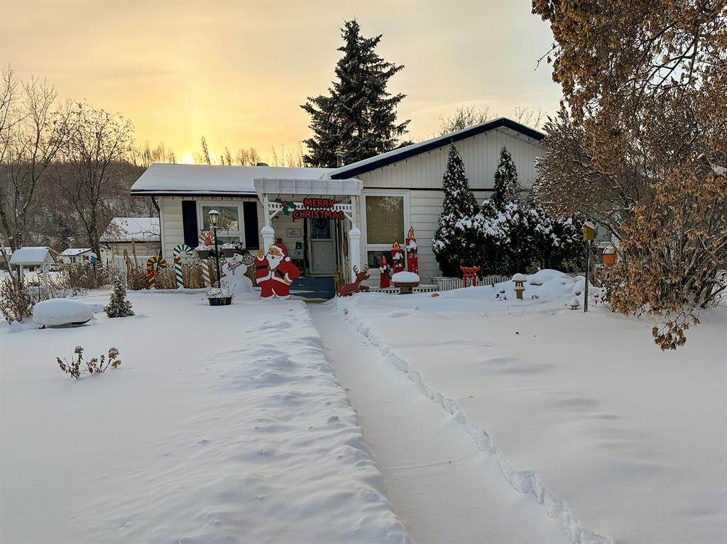 1 Harris Crescent - Photo 1