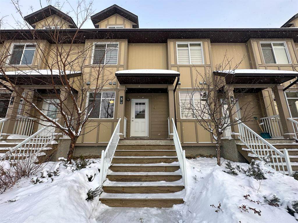 136 Fontaine Crescent - Photo 1