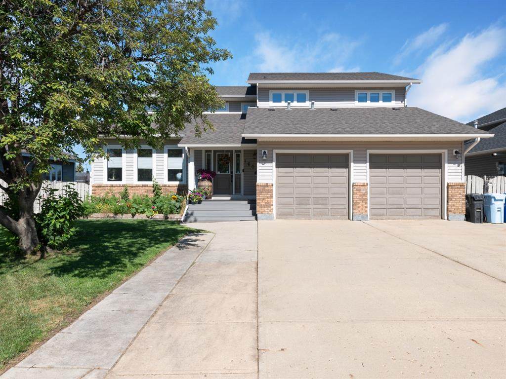 160 Brosseau Crescent - Photo 1