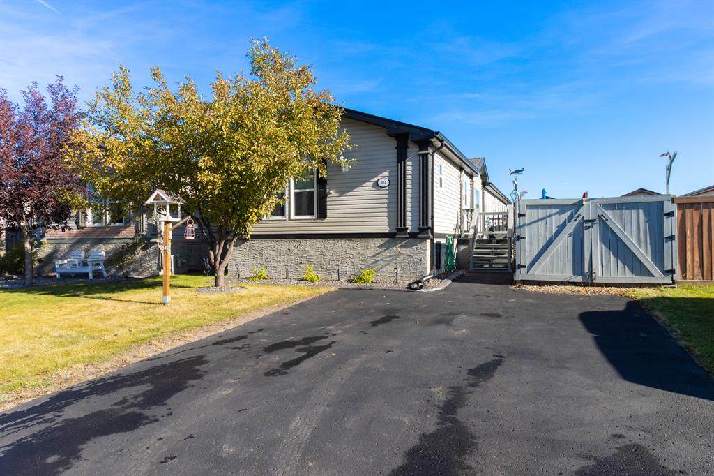 304 Ash Way - Photo 1