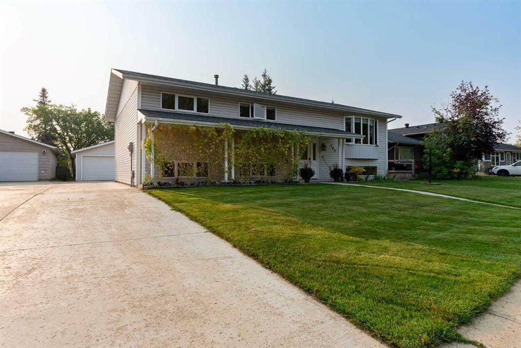 765 Timberline Drive - Photo 1