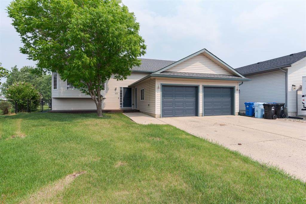 122 Laboucane Bay - Photo 1