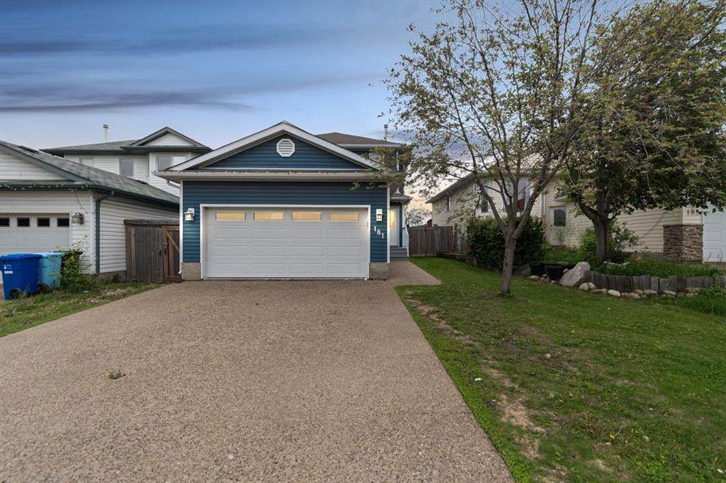181 Pickles Crescent - Photo 1