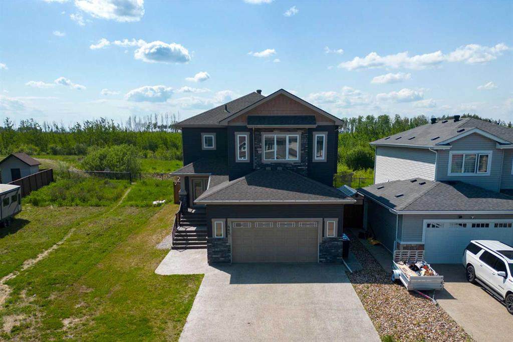 485 Walnut Crescent - Photo 1