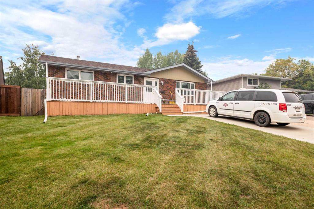 109 Hillcrest Drive - Photo 1