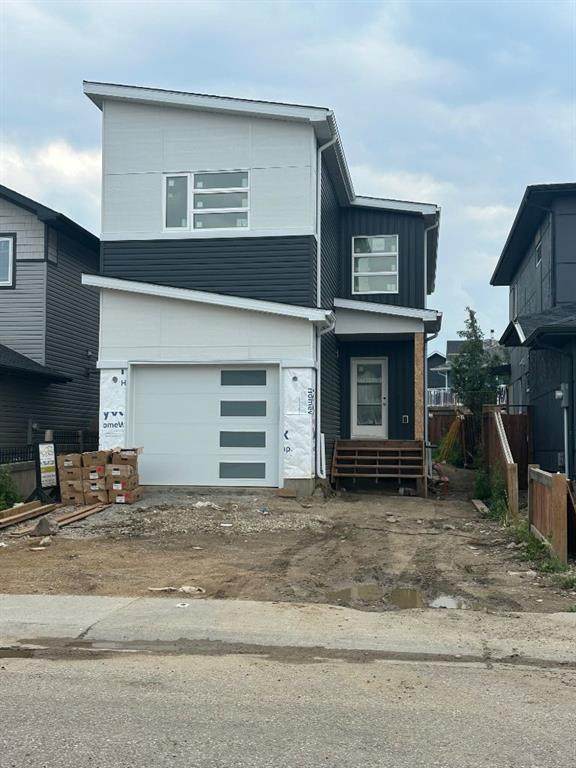 160 Athabasca Crescent - Photo 1