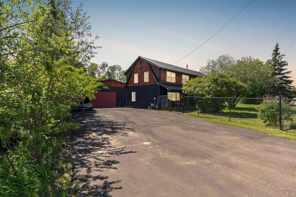 49 Poplar Crescent - Photo 1