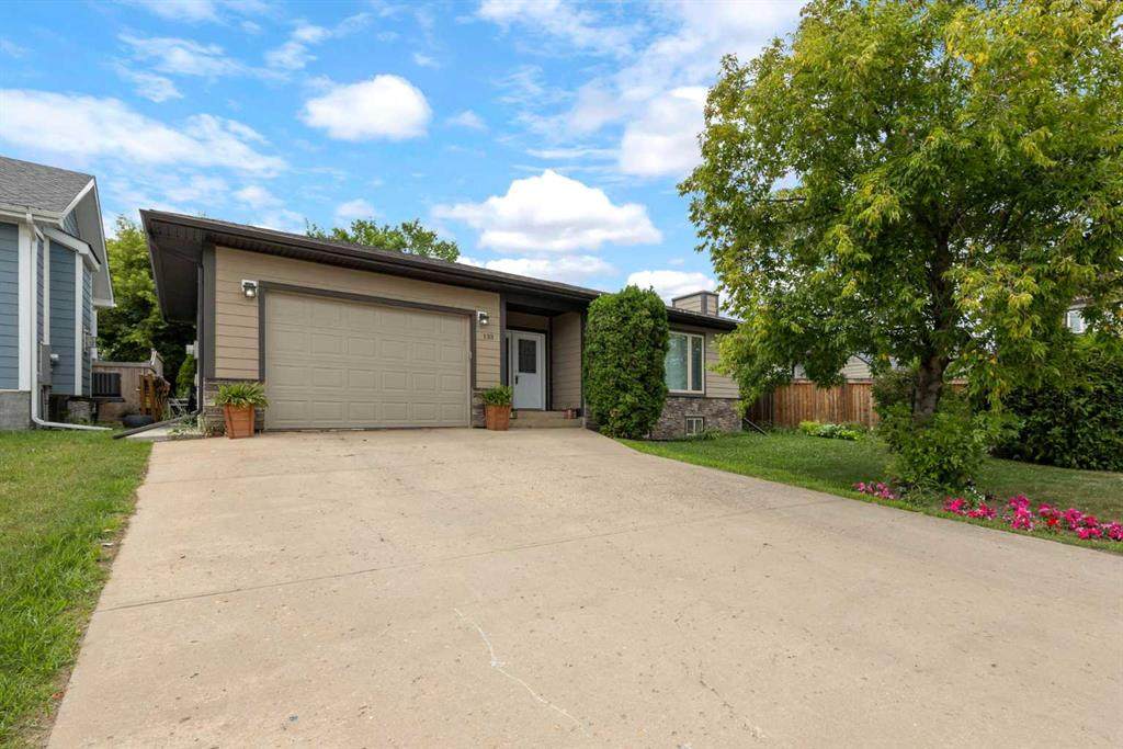 133 Clenell Crescent - Photo 1
