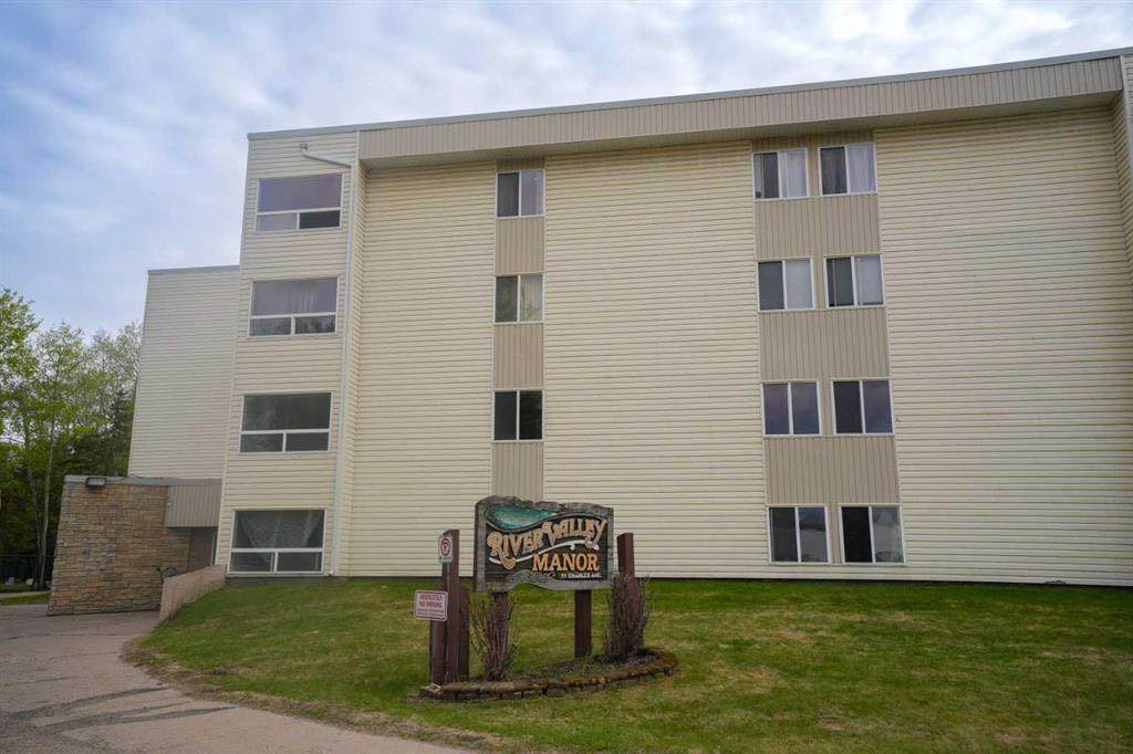111 Charles Avenue - Photo 1