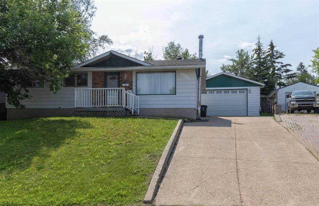 121 Beale Crescent - Photo 1