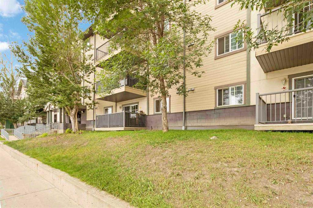 9604 Manning Avenue - Photo 1