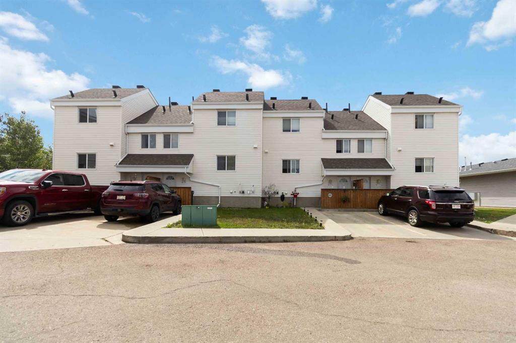 711 Beacon Hill - Photo 1