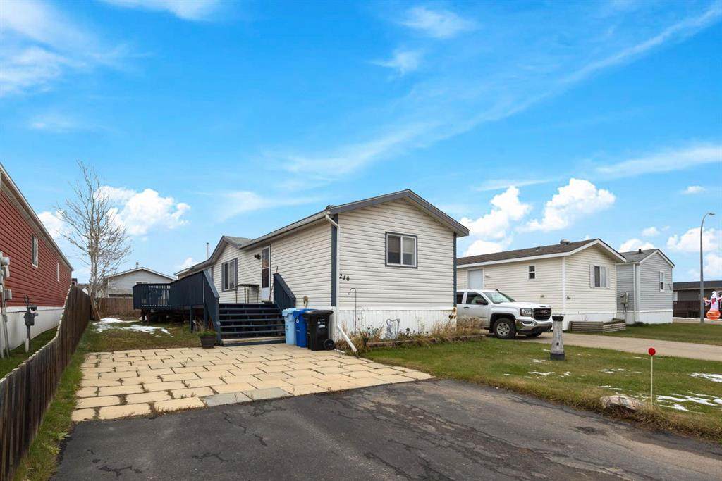 240 Palomino Close - Photo 1