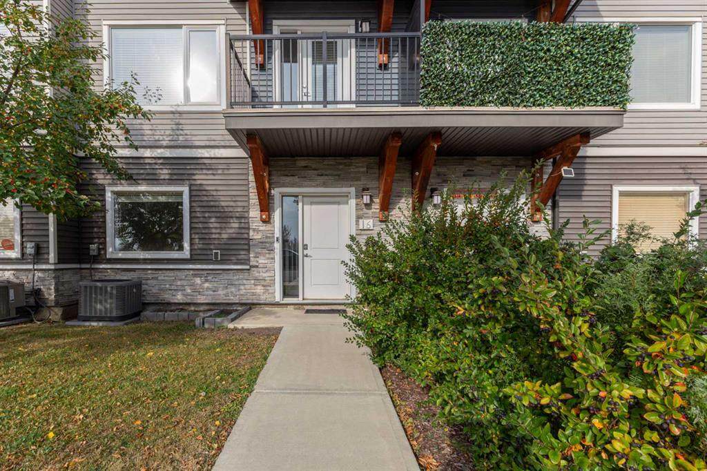 141 Fontaine Crescent - Photo 1