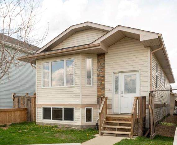 178 Pacific Crescent - Photo 1