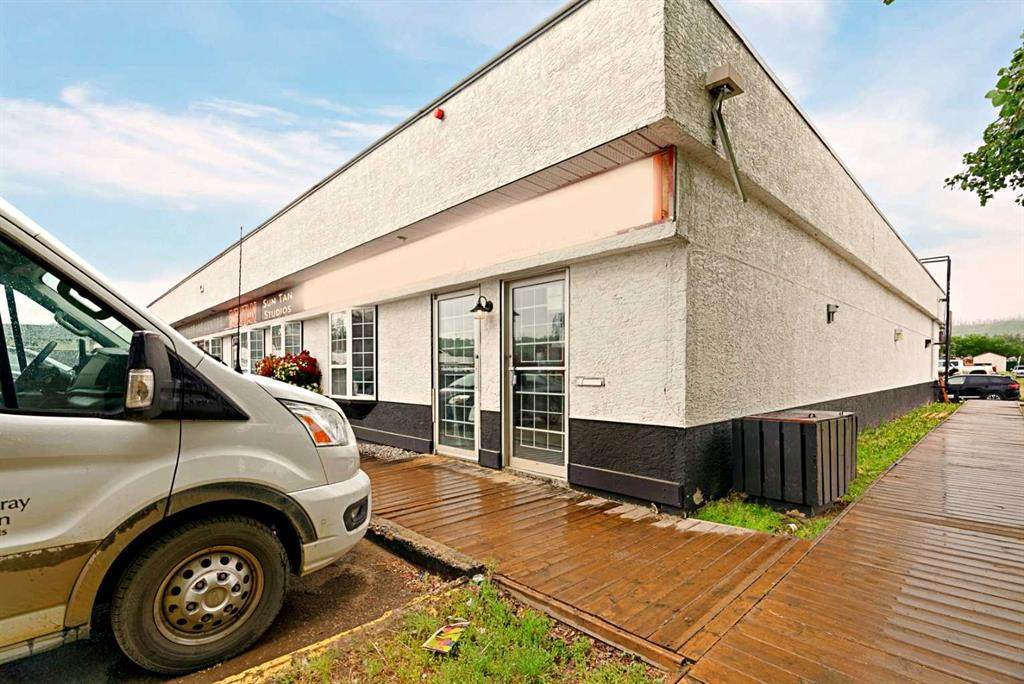 9612 Franklin Avenue - Photo 1