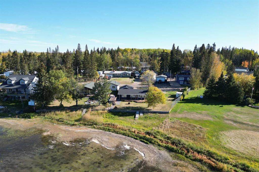 623 Lakeview Road - Photo 1