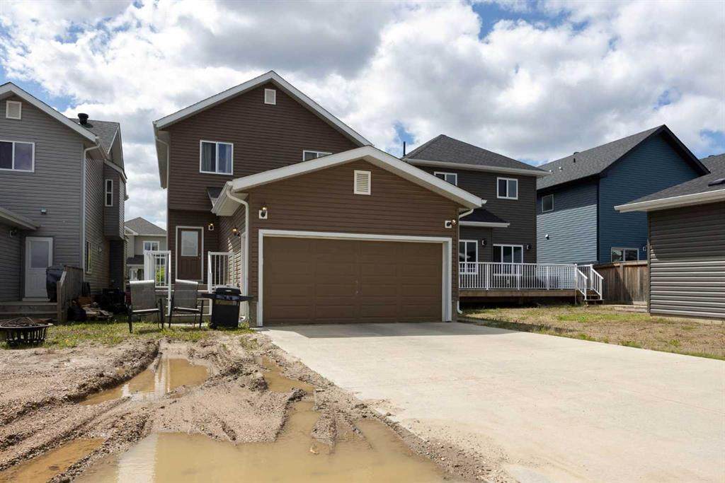 157 Coniker Crescent - Photo 1