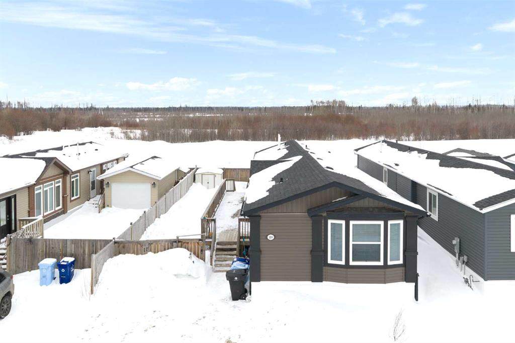 309 Mckinlay Crescent - Photo 1