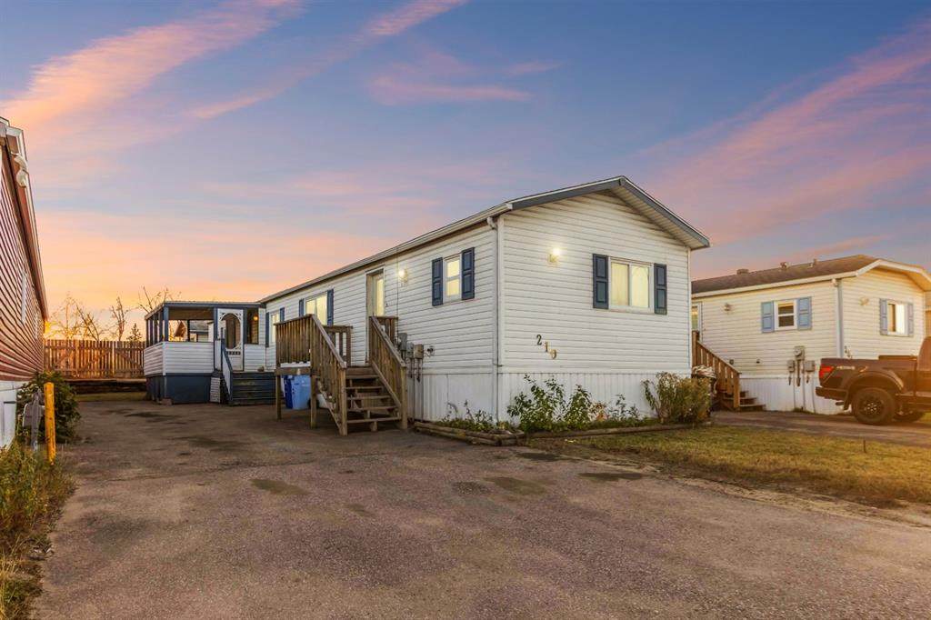 210 Grant Way - Photo 1