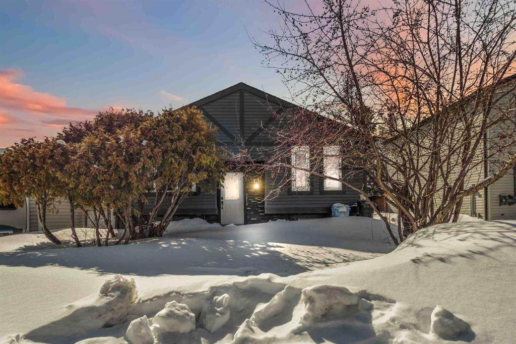 178 Bird Crescent - Photo 1