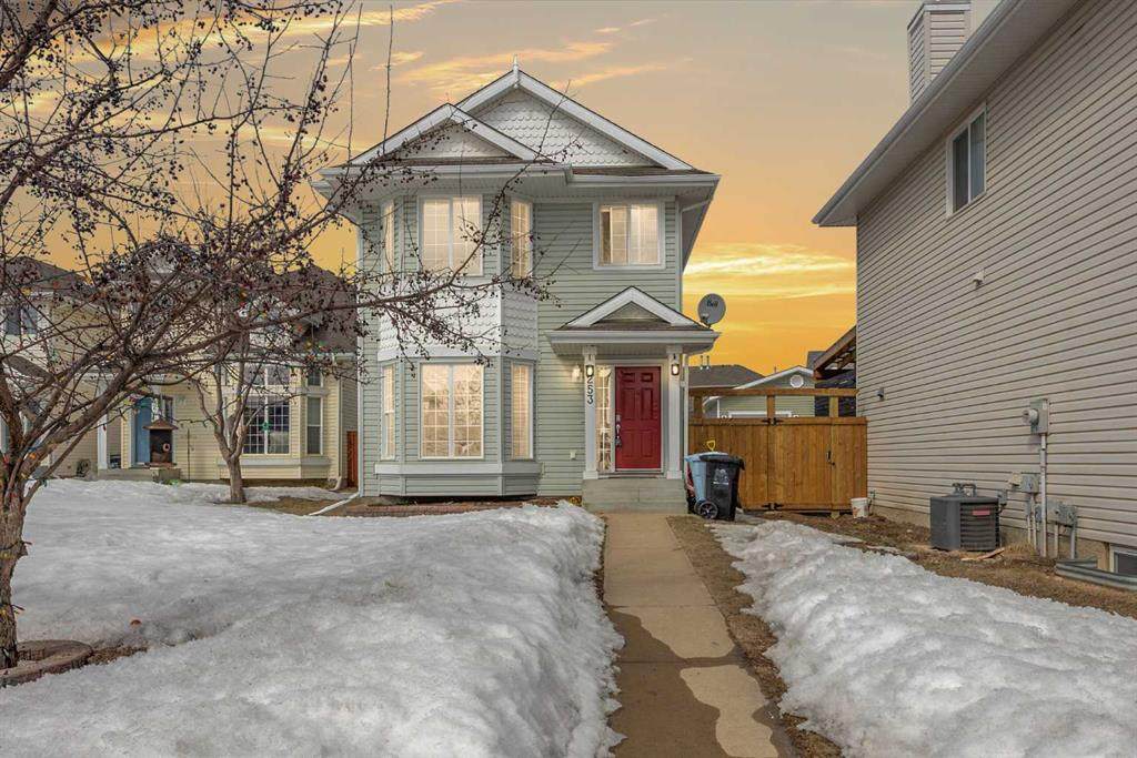 253 Pickles Crescent - Photo 1