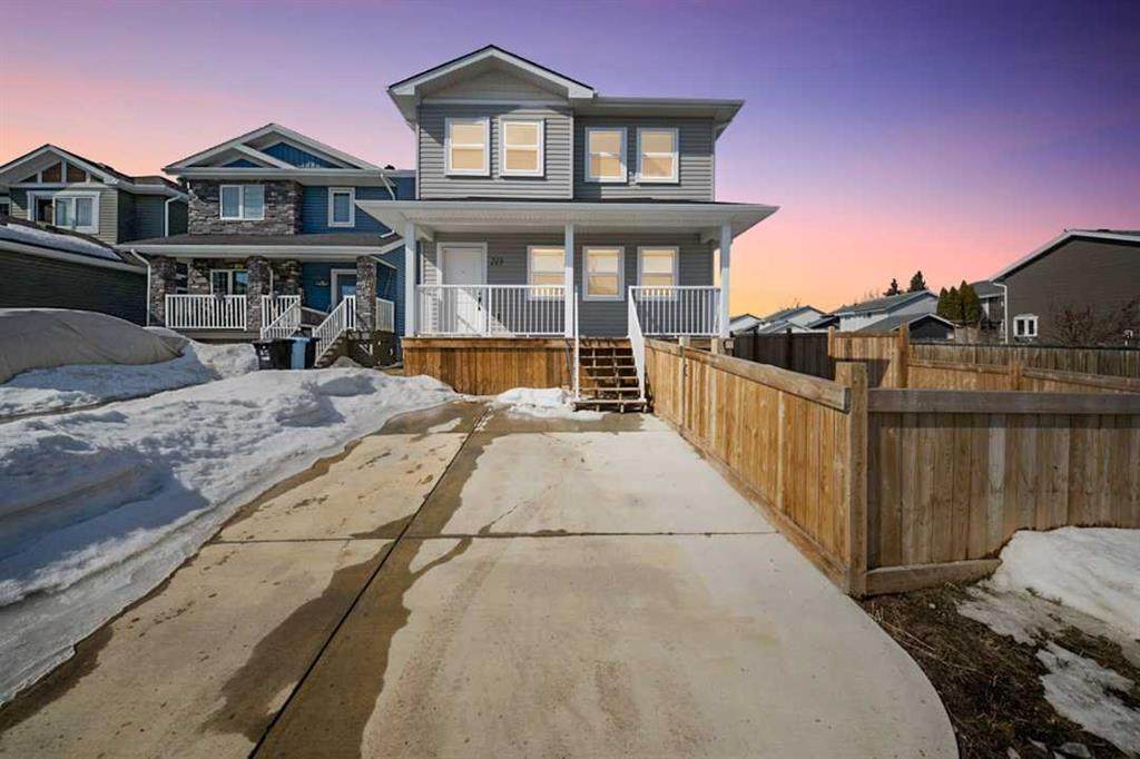 213 Athabasca Avenue - Photo 1