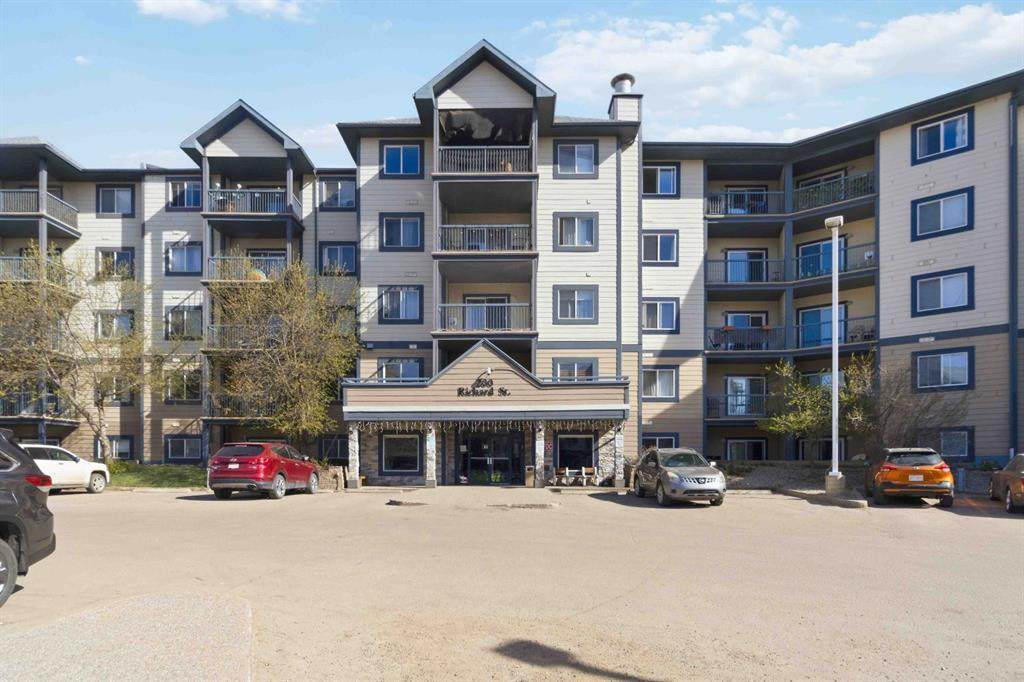 200 Richard Street - Photo 1