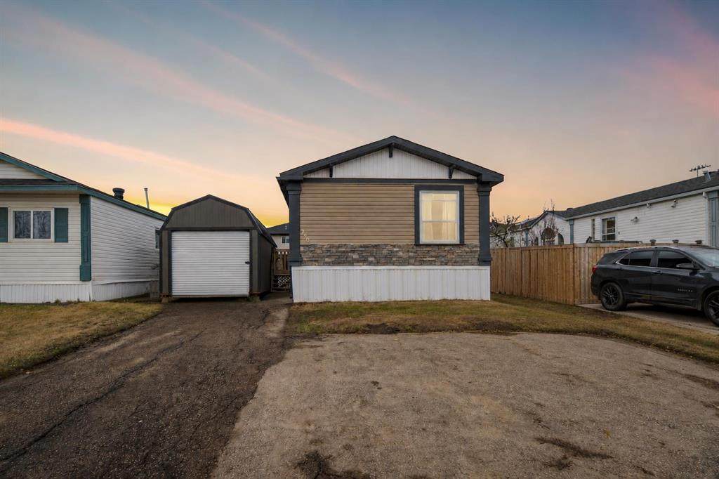 280 Caouette Crescent - Photo 1
