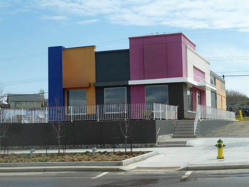 9949 101 Avenue - Photo 1