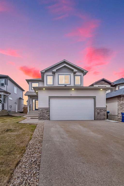 128 Dehoog Crescent - Photo 1