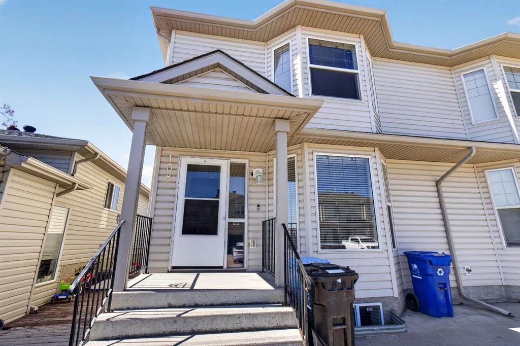 108 Kodiak Crescent - Photo 1