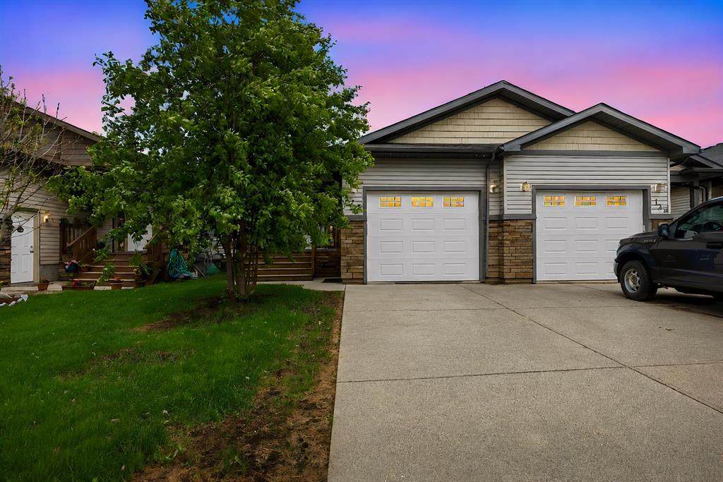 128 Hawthorn Way - Photo 1