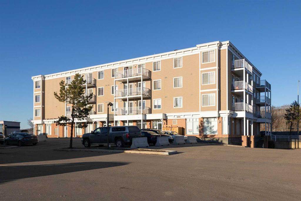 10217 Queen Street - Photo 1