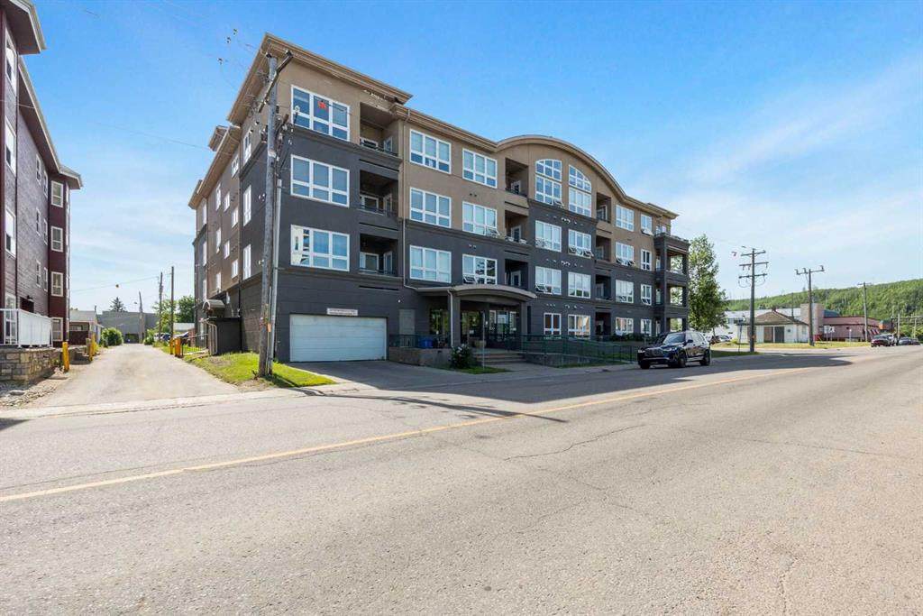 10101 Morrison Street - Photo 1