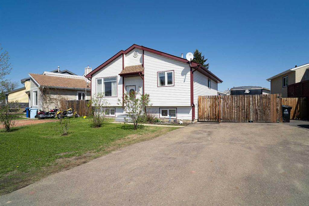 170 Fullerton Drive - Photo 1