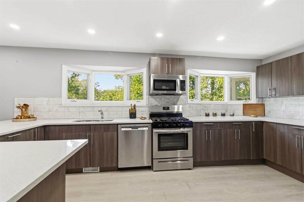 98 Hill Drive - Photo 1