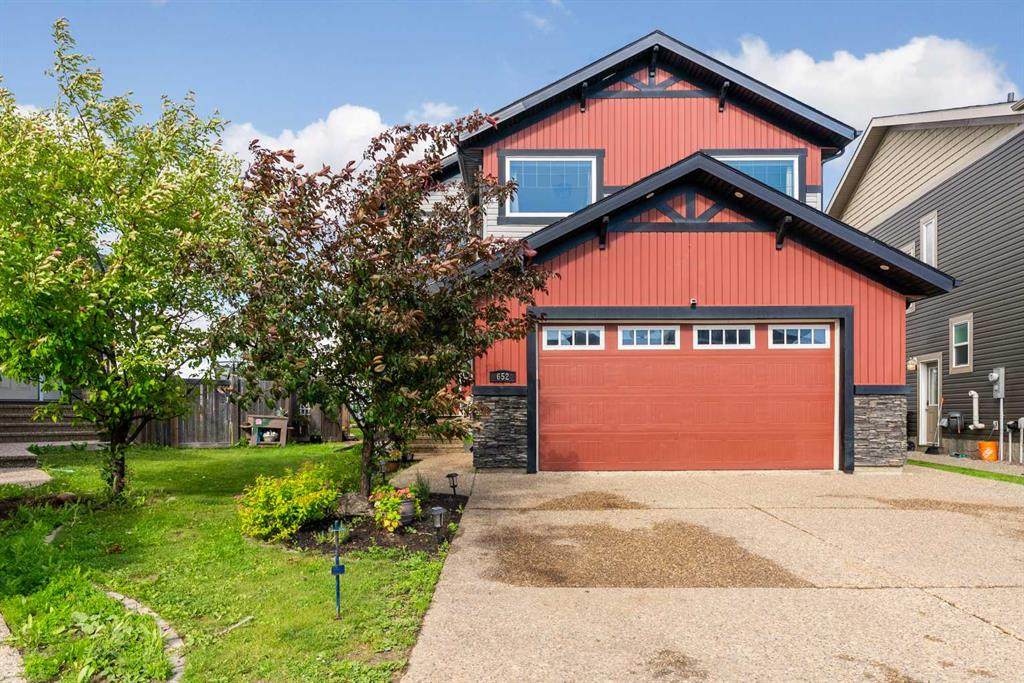 652 Heritage Drive - Photo 1