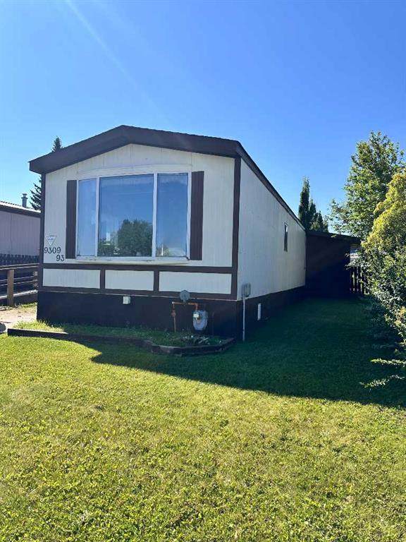 9309 93 Avenue - Photo 1
