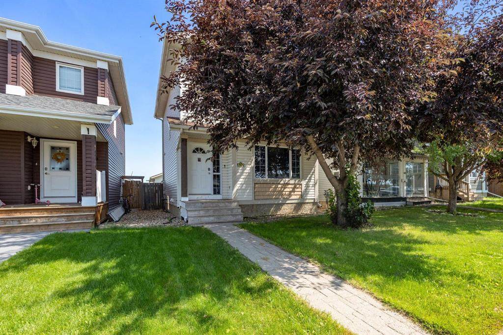 632 Athabasca Avenue - Photo 1