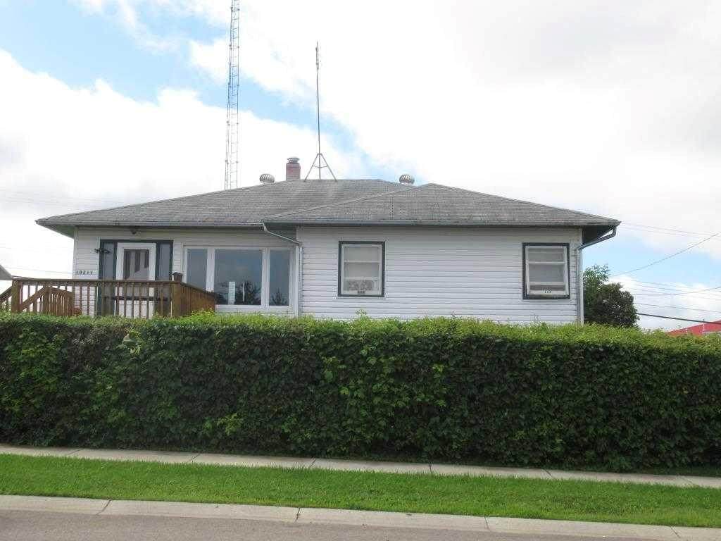 10211 102 Avenue - Photo 1