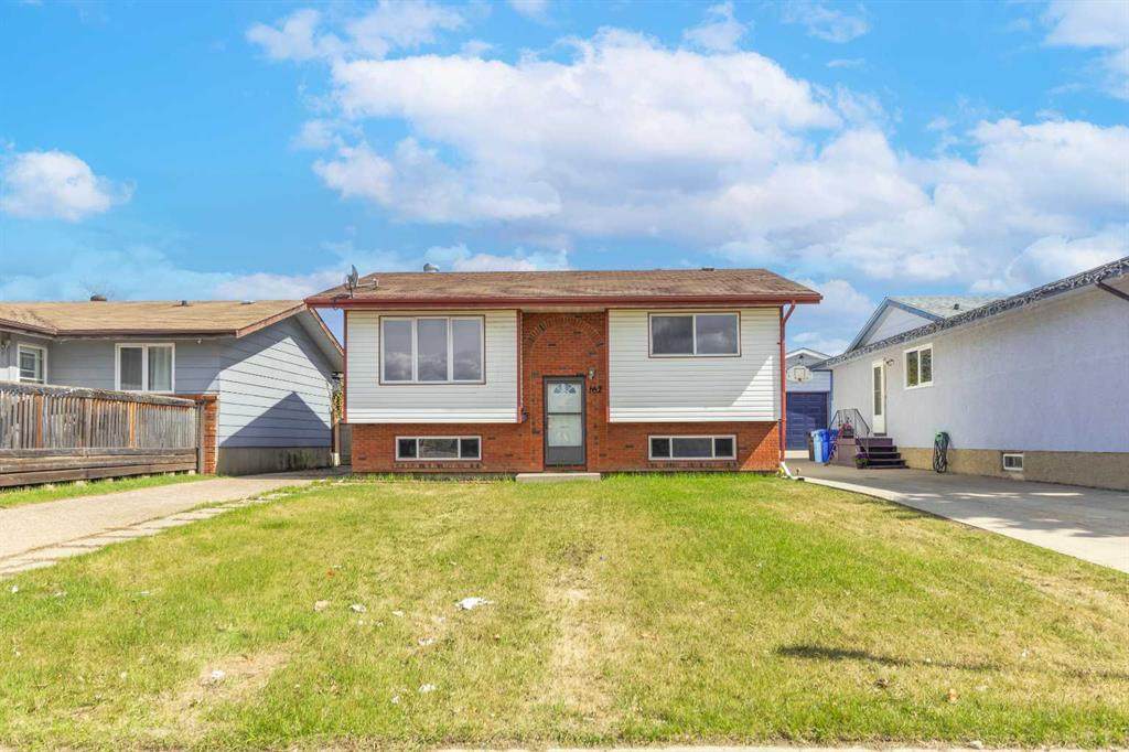 162 Elmore Drive - Photo 1