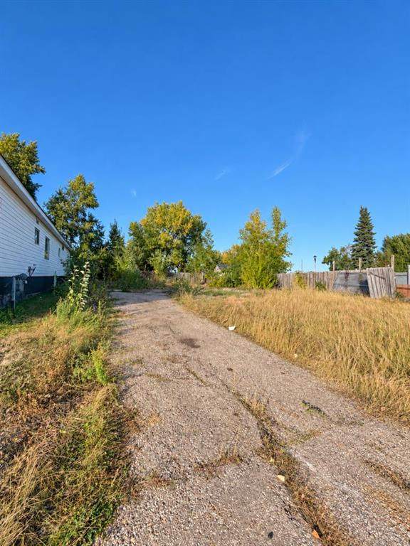 132 Greenway Place - Photo 1