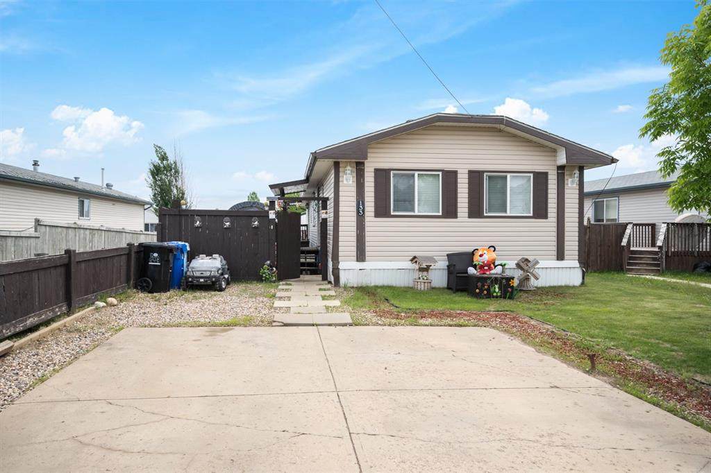 133 Waterhouse Street - Photo 1