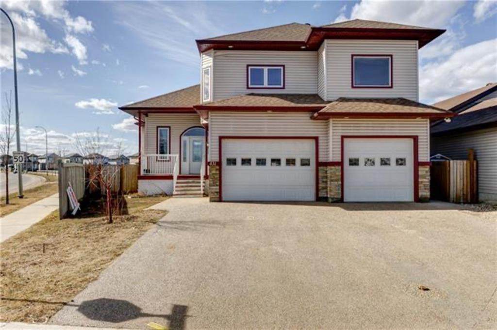 431 Fireweed Crescent - Photo 1