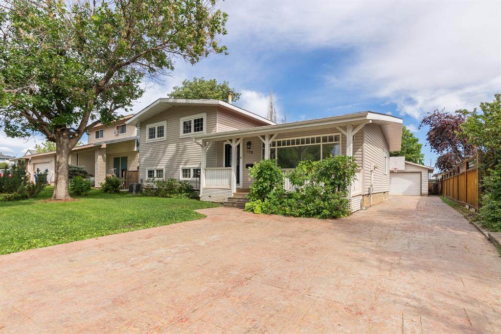 108 Robin Crescent - Photo 1